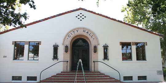 Old Davis City Hall (1938)