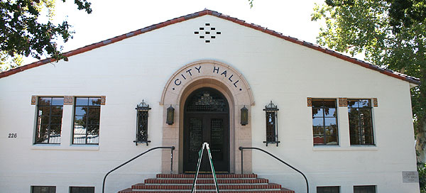 Old Davis City Hall (1938)